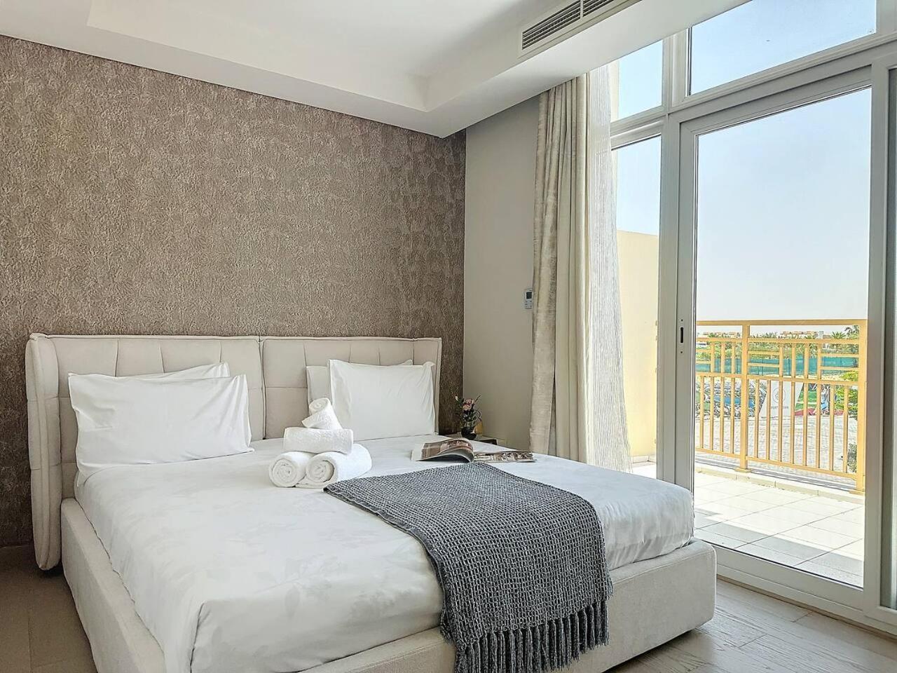 Key View - Aquilegia Villa, Damac Hills Dubai Exterior foto